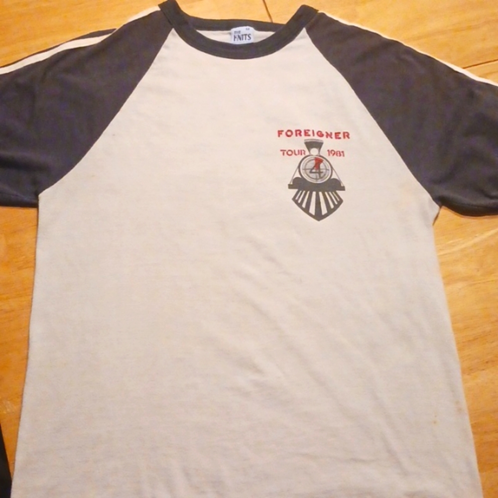 Vintage Foreigner Concert Tour t-shirt original 1981. Adult size M.